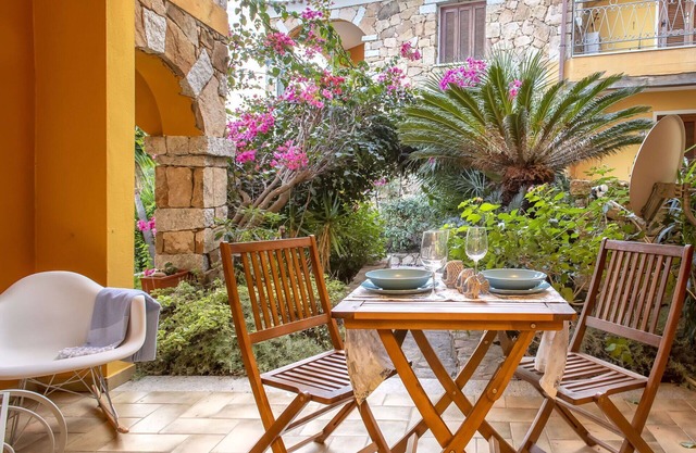 Beautiful apartment for 3 guests with A/C, TV, terrace and parking