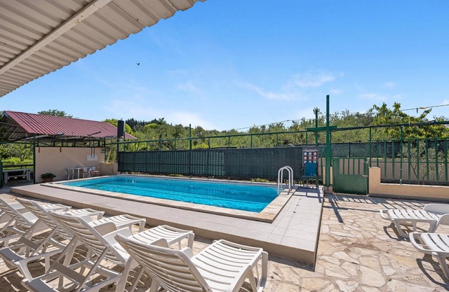 Beautiful apartment in Dubravice