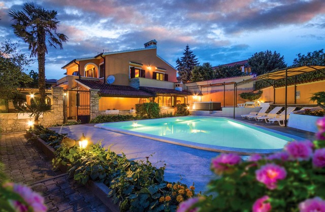 Beautiful apartment in Pula with sauna