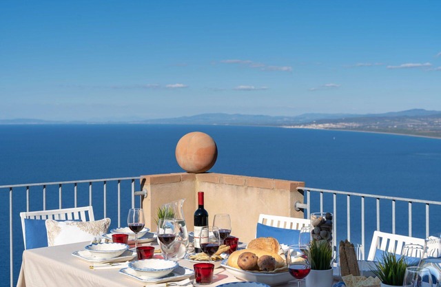 Beautiful apartment for 10 people with WIFI, A/C, TV and panoramic view