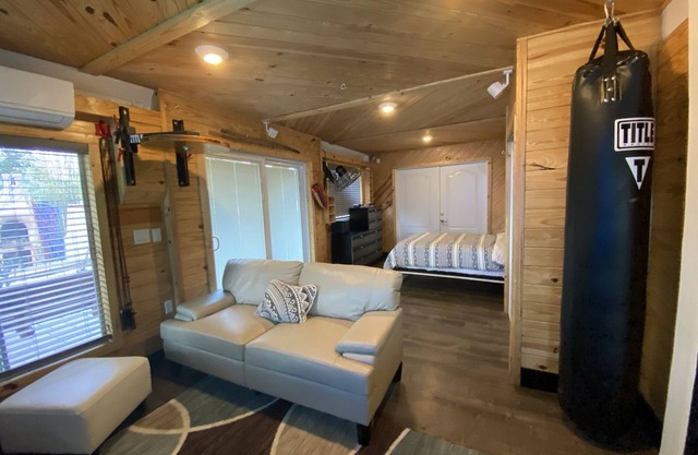 Beautiful Cabin Style Studio Surrounded By Nature