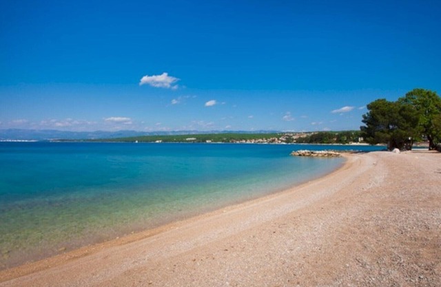 Beautiful Dana Apartment* with a terrace on Krk