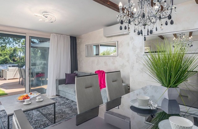 Beautiful Deluxe Villa with Sea View, located in the center of - Rovinj.