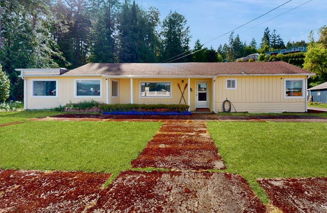 Beautiful Escape on Hood Canal – Serene Getaway in Hoodsport