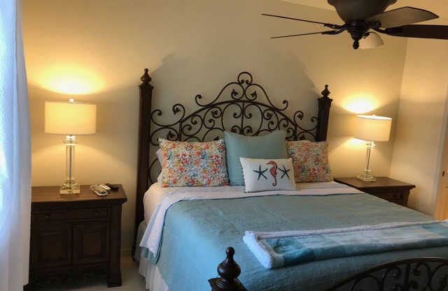 Beautiful first floor condo with lake view!