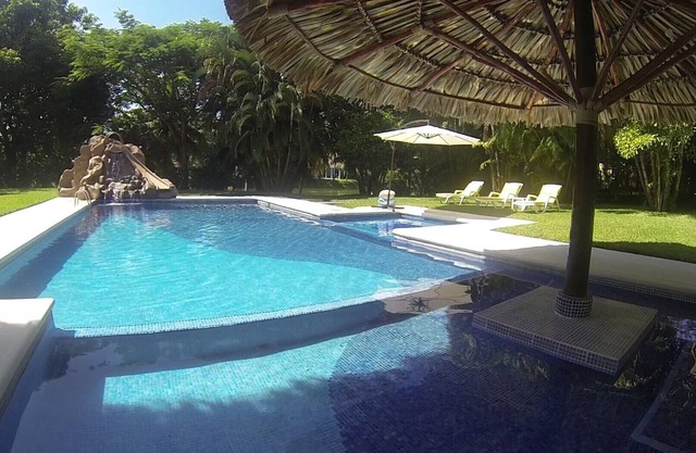 Beautiful Five Bedroom Ocean Home CH002