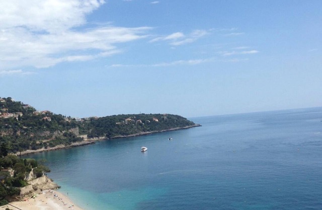 Beautiful studio facing the sea, 100 meters from the beach blue golf