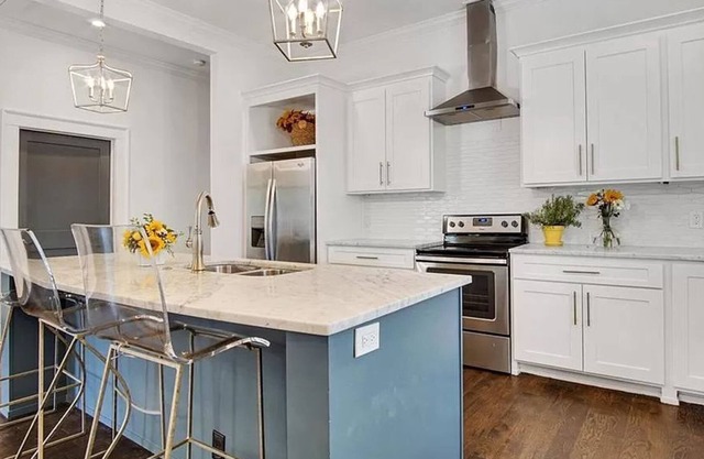 Beautiful Historic West End Home CLOSE to Downtown
