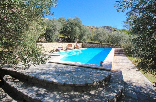 Beautiful holiday house with private pool/KATARININI DVORI