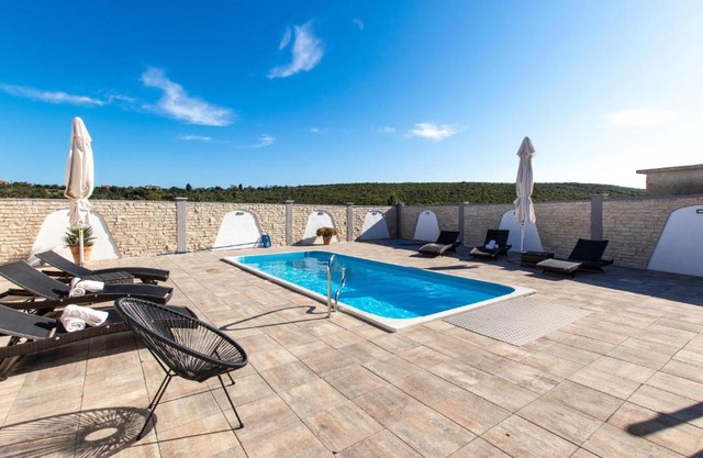 Beautiful Home In Sveti Filip I Jakov With House A Panoramic View