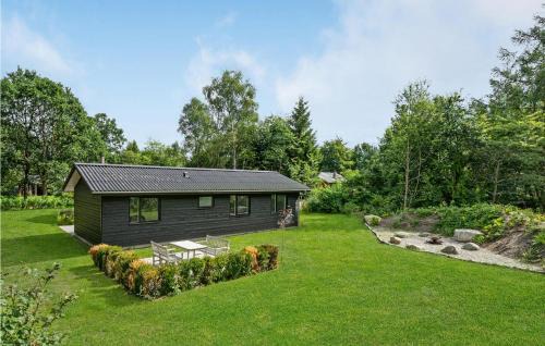 Beautiful Home In Fårvang With Sauna