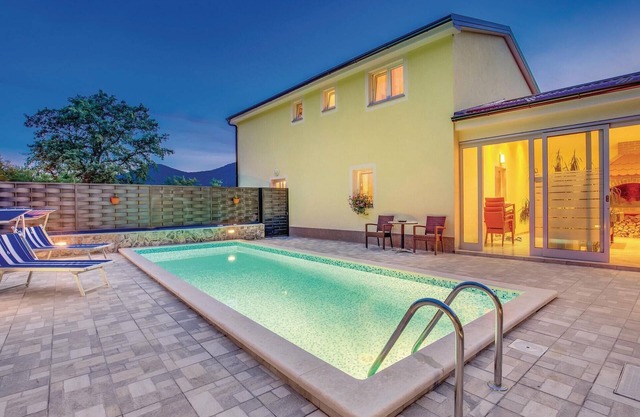 Beautiful home in Jurdani with WiFi