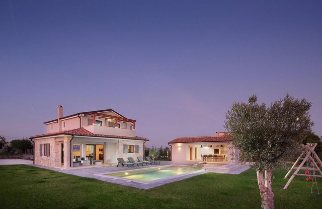 Beautiful home in Marcana with sauna