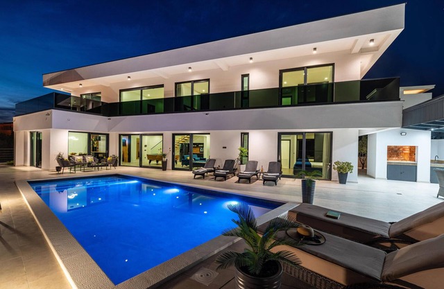 Beautiful home in Maslenica