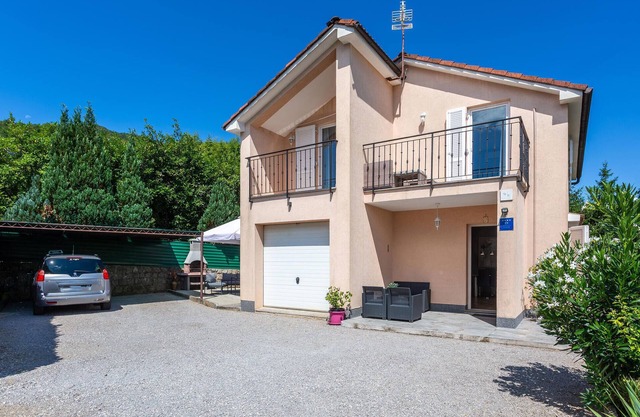 Beautiful home in Matulji with WiFi