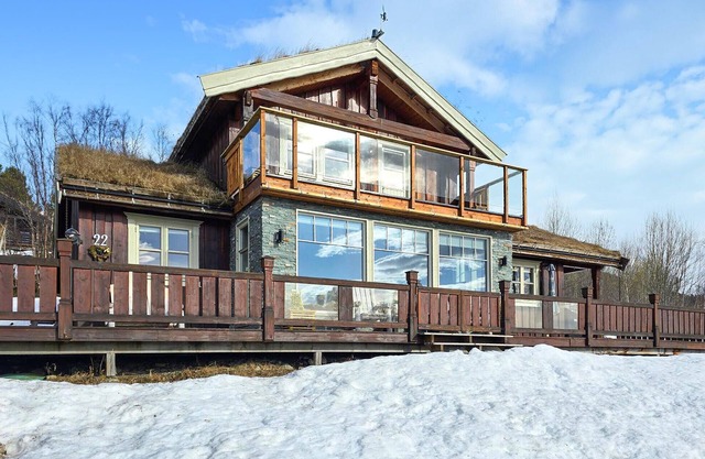 Beautiful home in Oppdal with kitchen