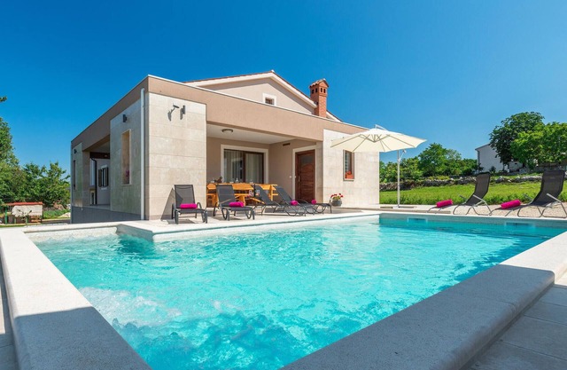 Beautiful home in Orihi