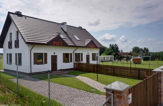Beautiful home in Piszewo with WiFi