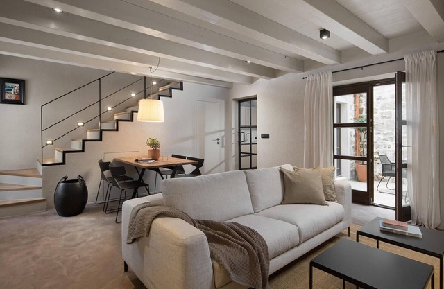 Beautiful home in Porec with WiFi