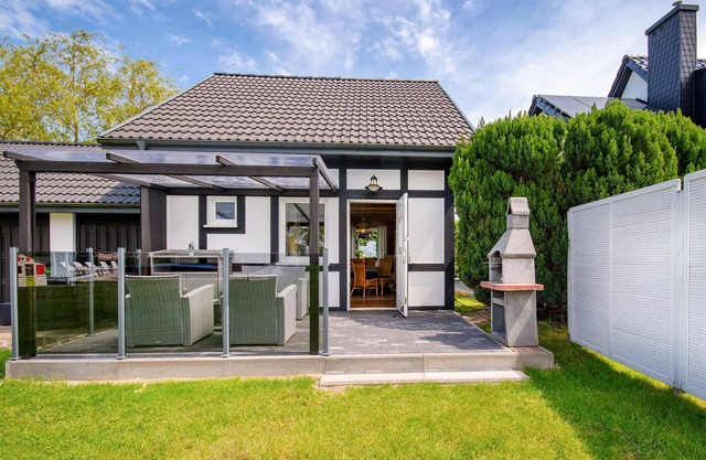 Beautiful home in Postomino