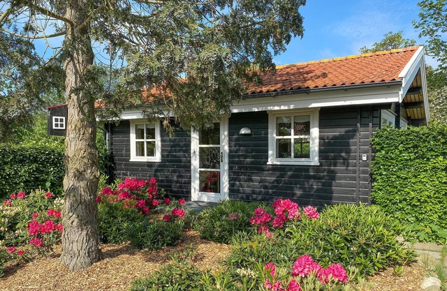Beautiful home in Præstø with WiFi