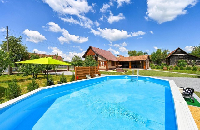 Beautiful home in Sovari with sauna