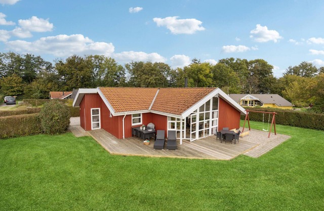 Beautiful home in Sydals with sauna