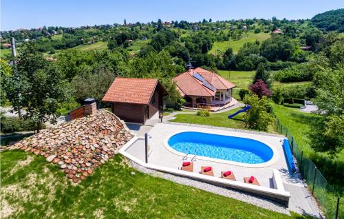 Beautiful Home In Varazdin Breg