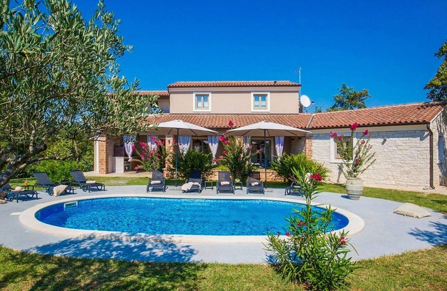 Beautiful home in Vodnjan with WiFi