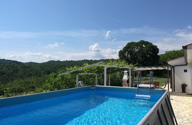 Beautiful house, surrounded by wonderful nature and breathtaking sea view