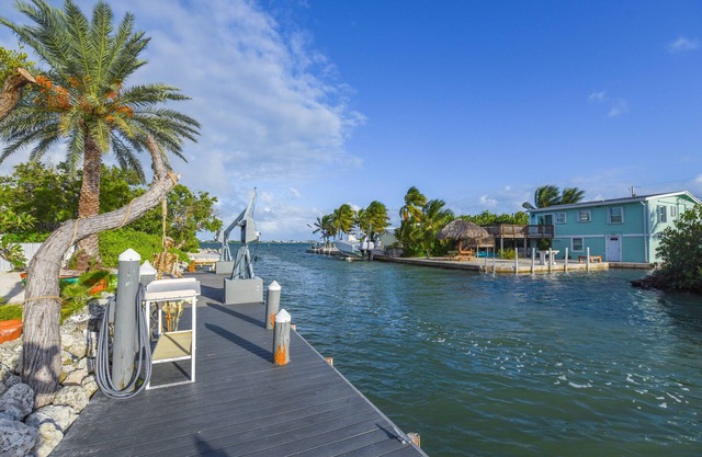 Beautiful Keys Home w/Open Water Views & 90' Dock