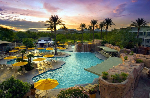Beautiful Marriott Resort Villa in Phoenix - Sleeps 8 - Family Friendly!
