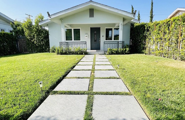 Beautiful Modern House in Prime Glendale