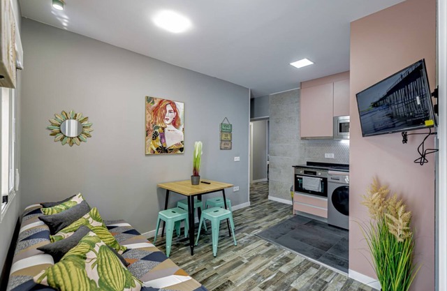 Beautiful near Santiago Bernabéu - ALVARADO Apartment