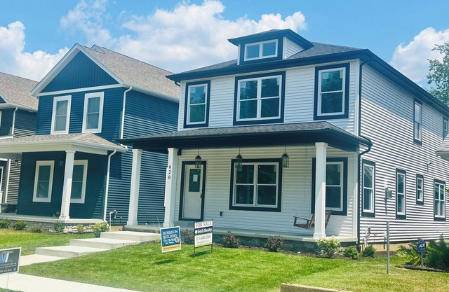 Beautiful new 4-bedrm house less than 1 mile to ND campus, easy walk up Eddy St
