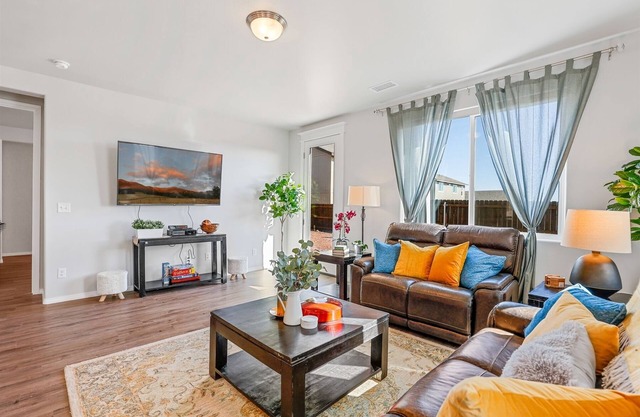 Beautiful, Newly Built Home with Central A/C !