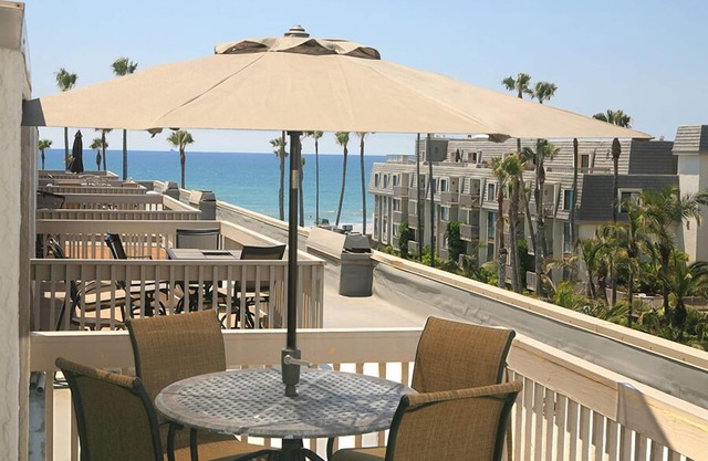 Beautiful ocean views, remodeled 2bdrm penthouse condo, C303 North Coast Village
