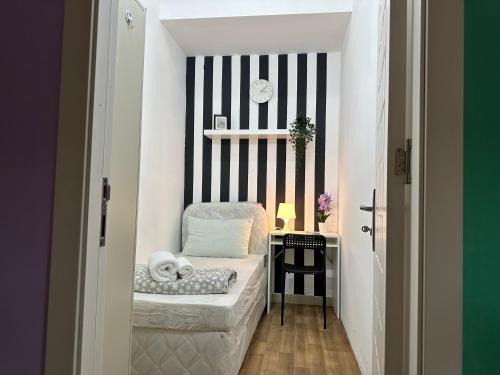 Beautiful Partition Strip Room in Barsha Heights