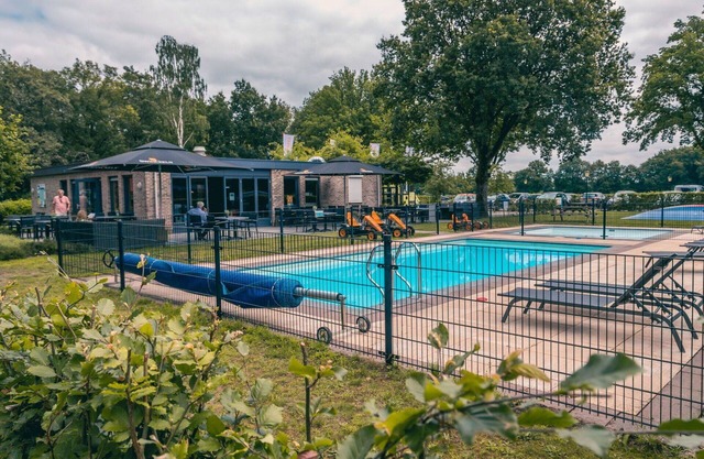 Beautiful private villa for 4 guests with pool, WIFI, TV, terrace and parking