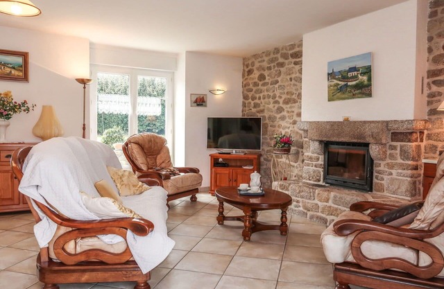 Beautiful private villa for 4 guests with TV and pets allowed