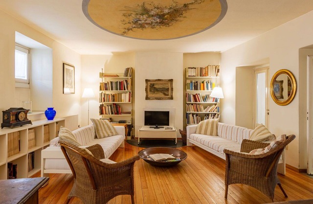 Beautiful private villa for 6 guests with WIFI, terrace and pets allowed