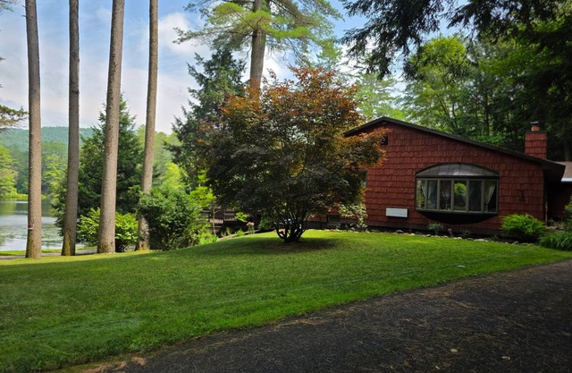 Beautiful Ranch on private lake in the Adirondacks
