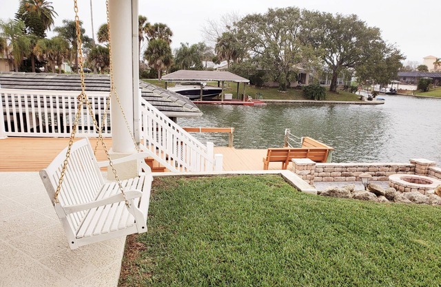 Beautiful Saltwater Canal House