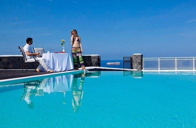 Beautiful Santorini Villa | 2 Bedroom Villa | Panoramic Caldera Sea Views &.