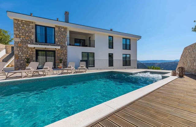 Beautiful Stonevilla Crikvenica Riviera