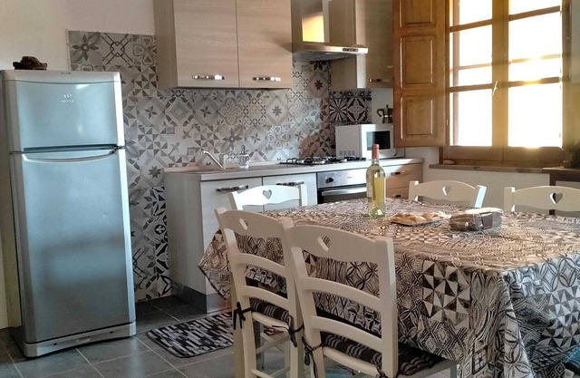 Beautiful vacation home surrounded by greenery near cabras