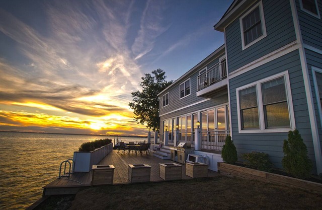 Beautiful View On Lake Saint Clair