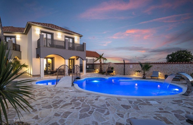 Beautiful Villa Dalmatinac