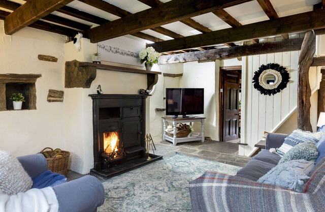 Beautiful villa for 2 people with WIFI, TV, pets allowed and parking