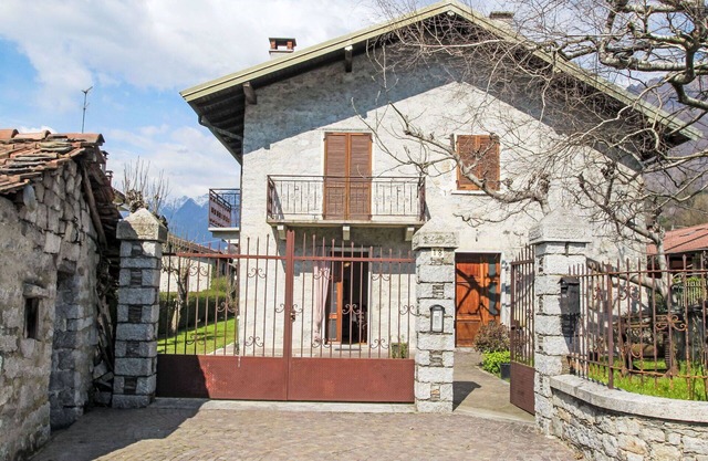 Beautiful villa for 3 guests with TV